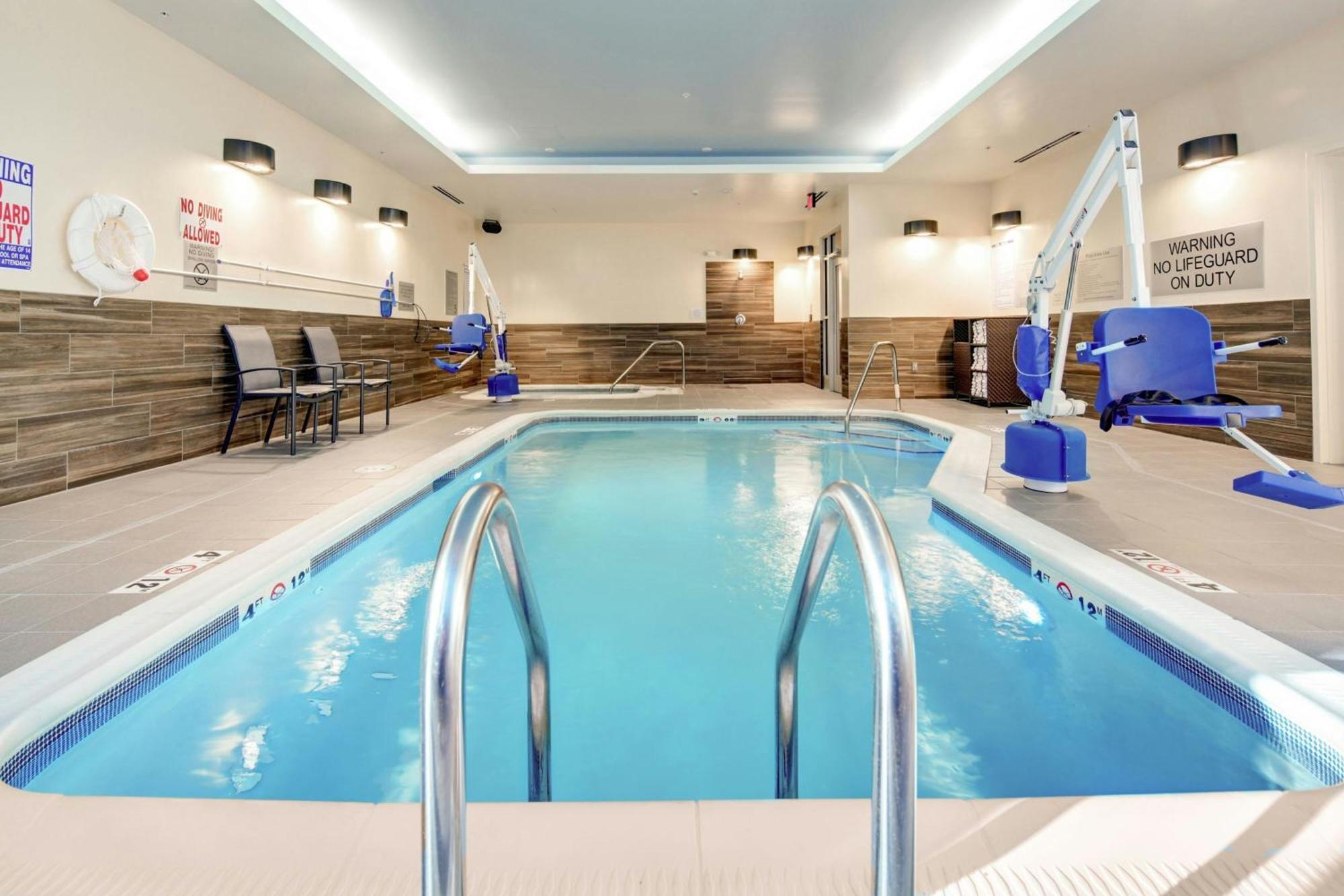 Fairfield Inn & Suites By Marriott Asheville Tunnel Road Экстерьер фото